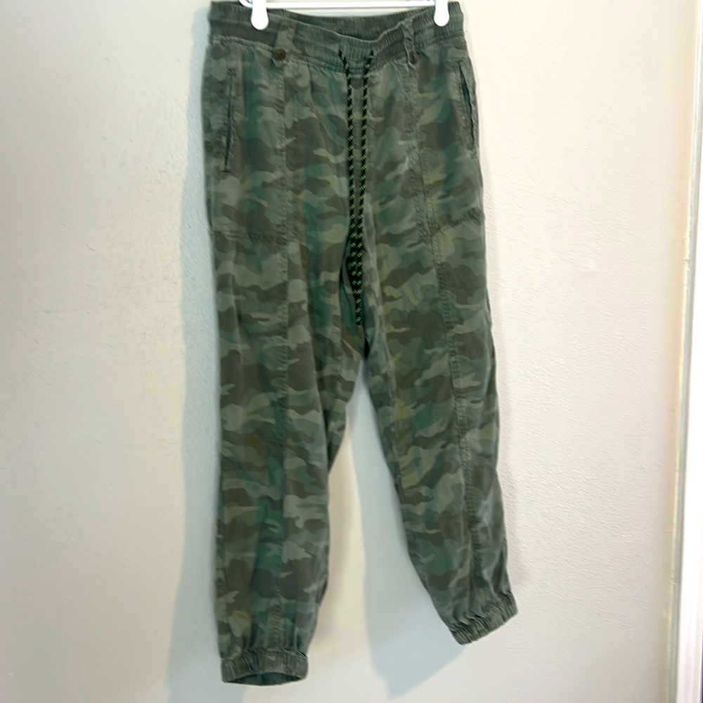 Woman cargo pants